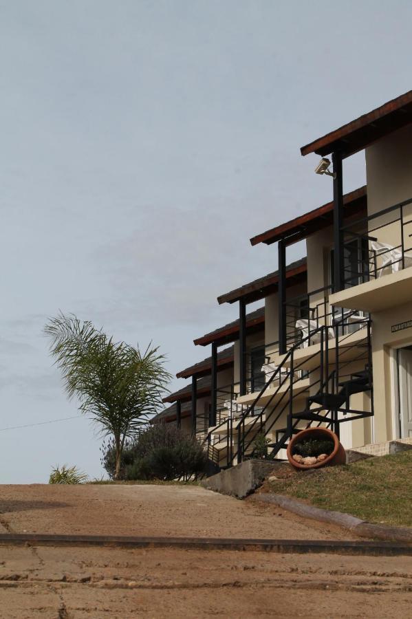 Brisas Del Lago Apartamentos Colón Exterior foto